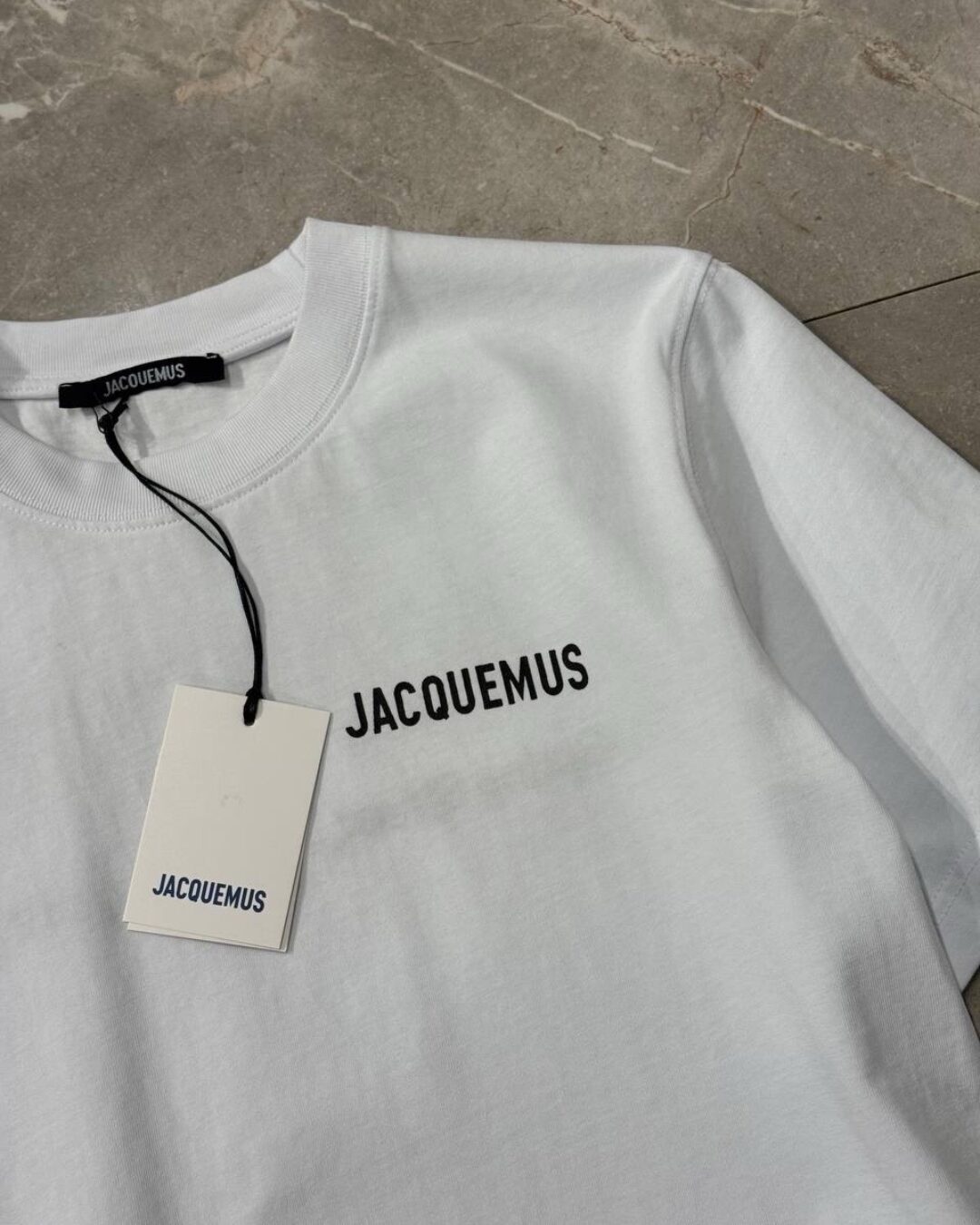 Футболка Jacquemus