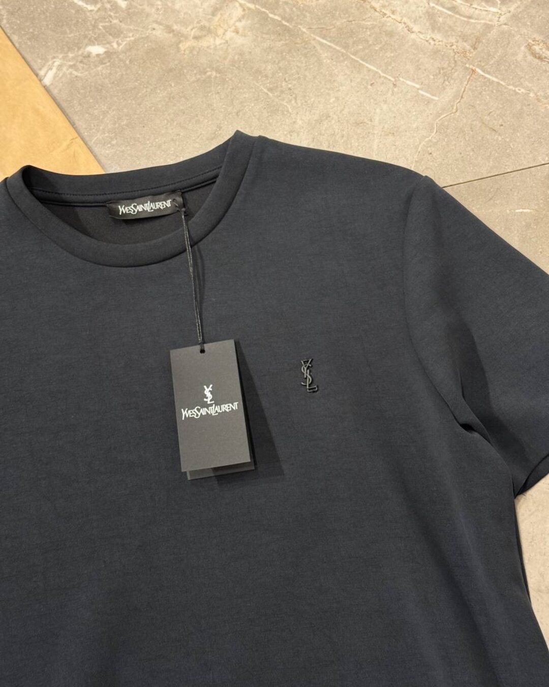 Футболка Yves Saint Laurent