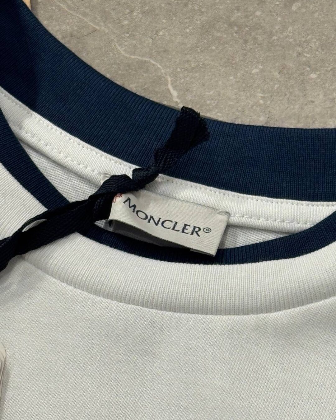 Футболка Moncler