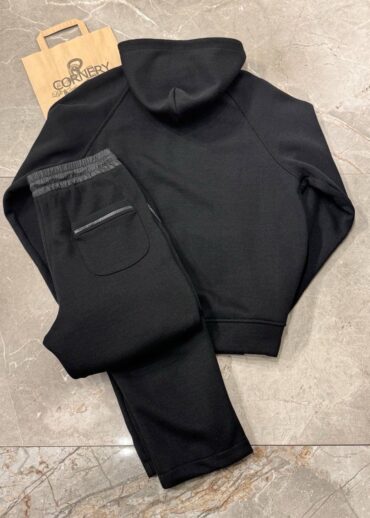 d74c0b53-1a4b-4f9b-bbf8-b4452b253cc5