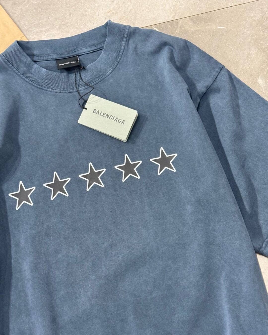 Футболка Balenciaga
