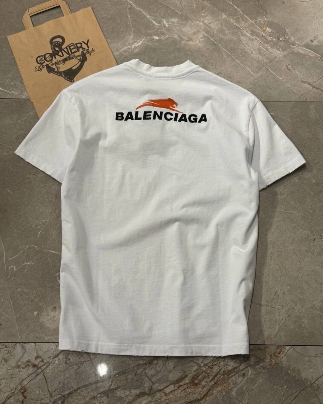 Футболка Balenciaga