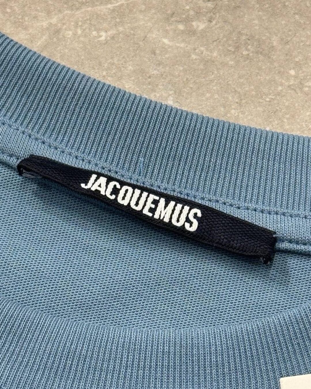 Футболка Jacquemus