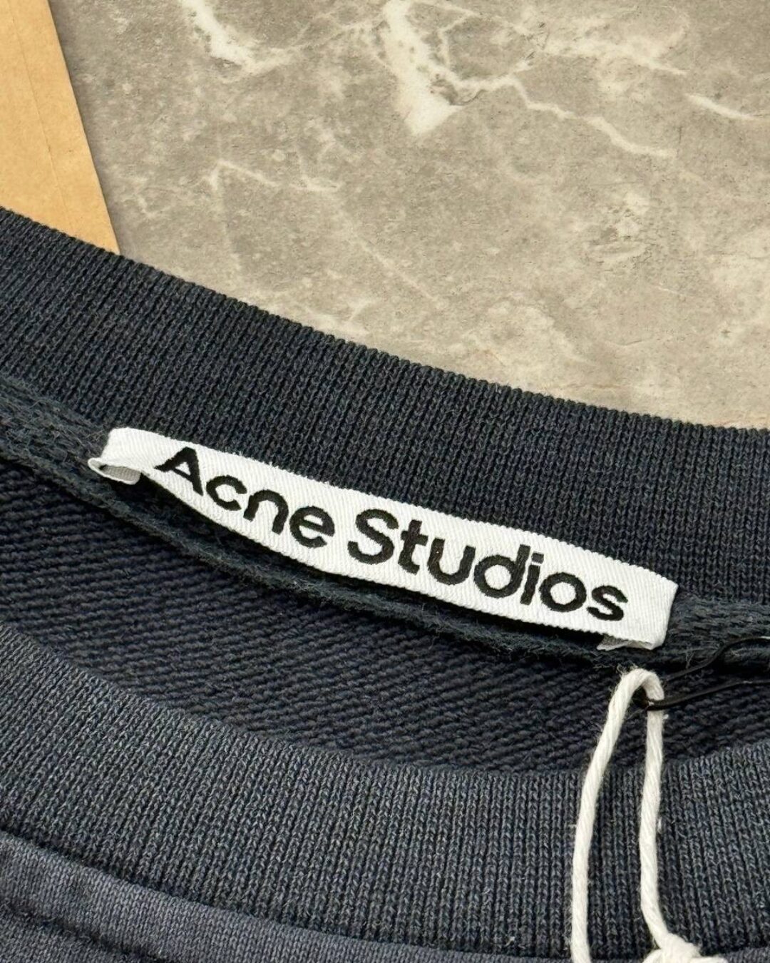 Костюм Acne