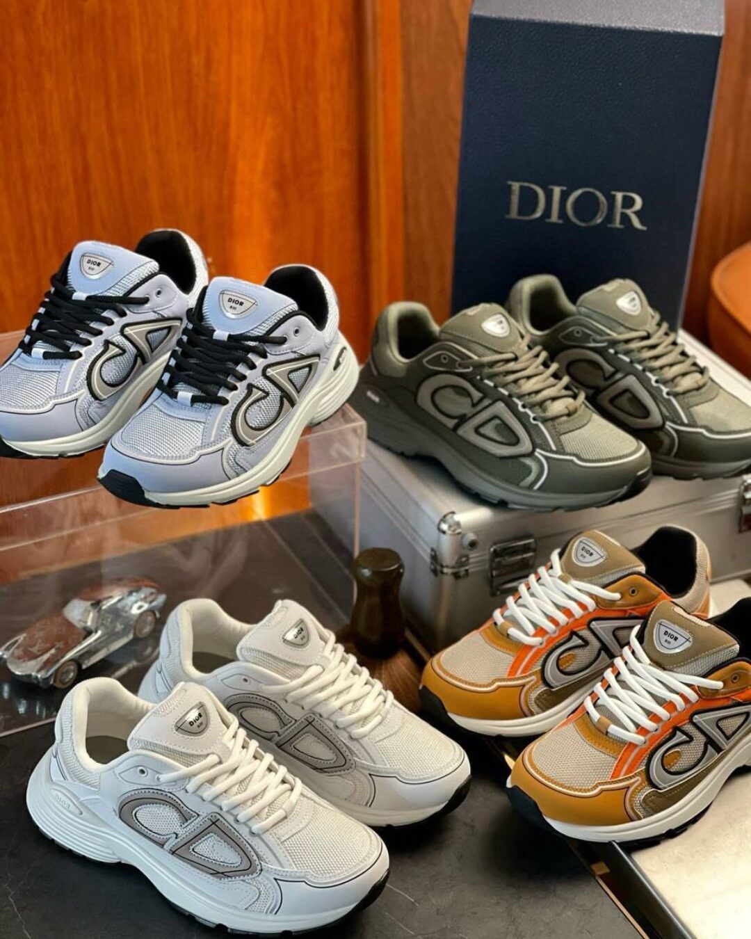 Кроссовки Dior