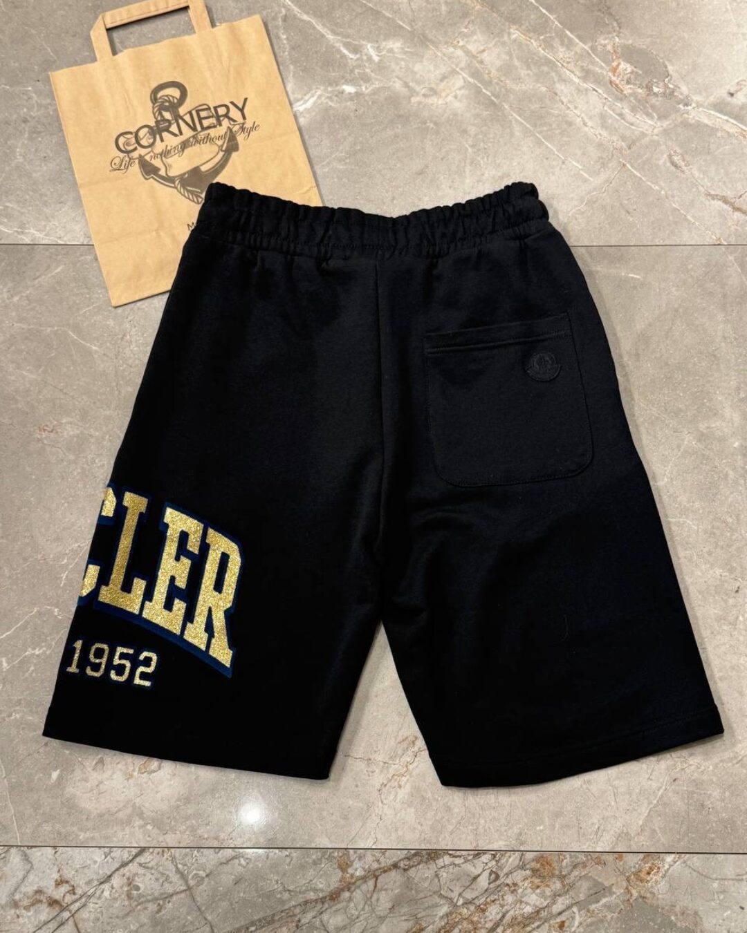 Шорты Moncler