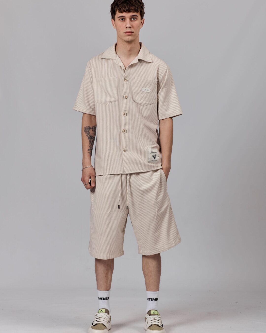 Летний костюм Jacquemus
