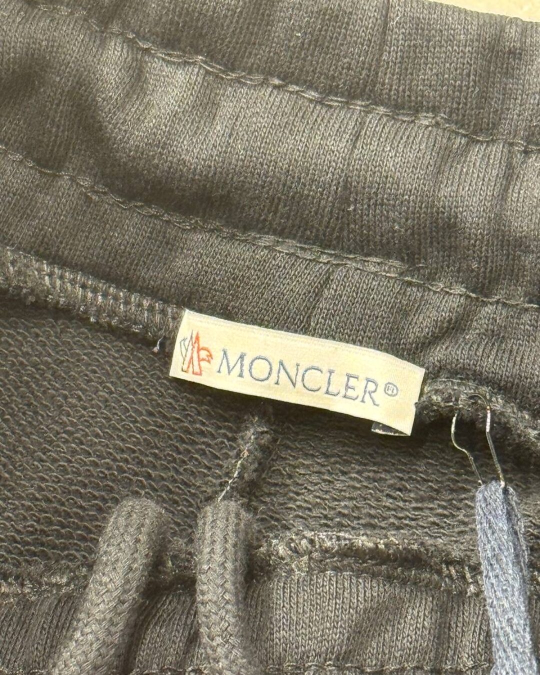 Шорты Moncler
