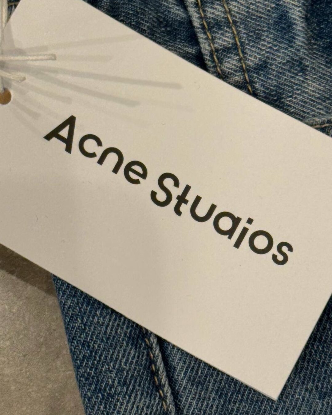 Джинсы Acne Studios