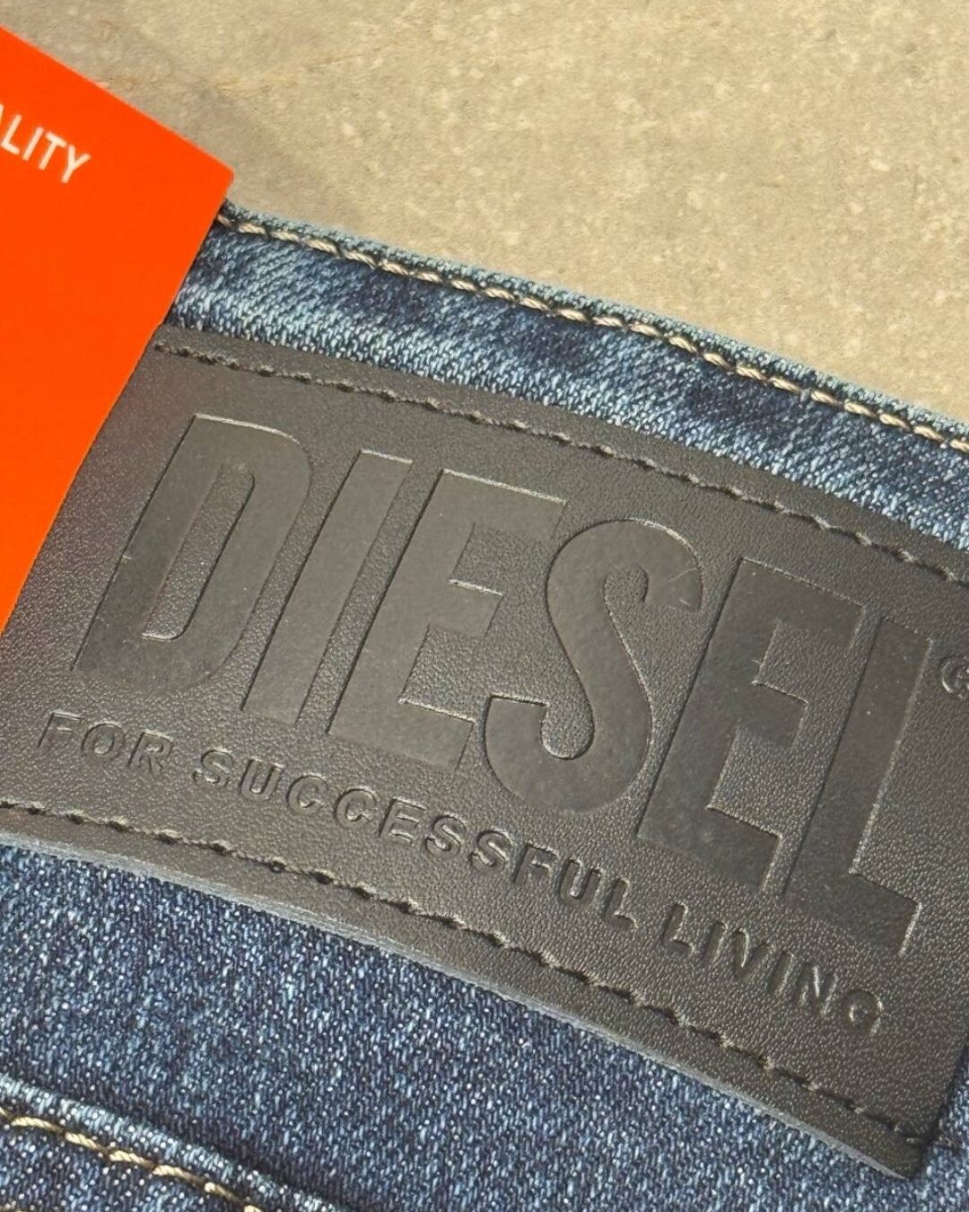 Джинсы Diesel