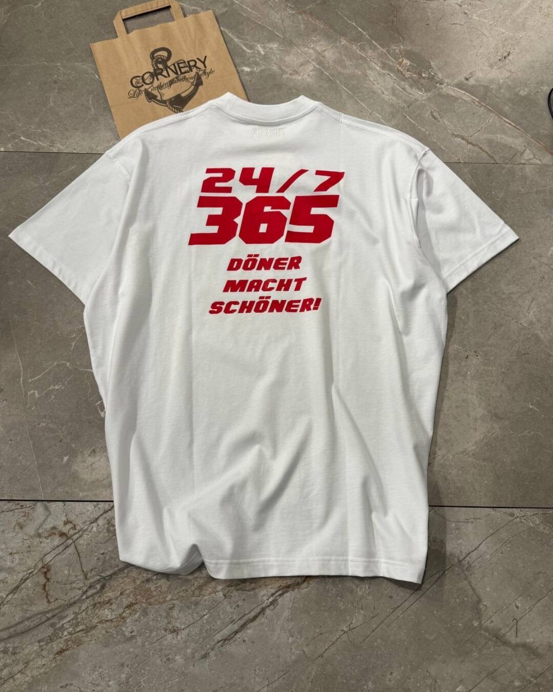 Футболка Vetements Doner