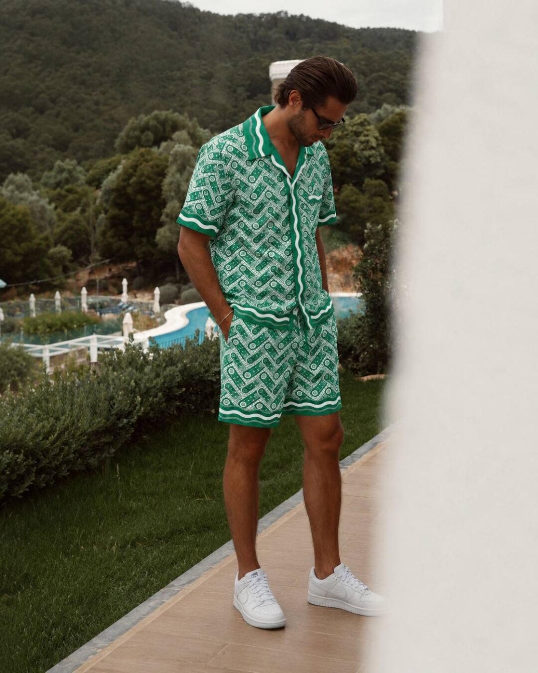 Летний костюм Jacquemus