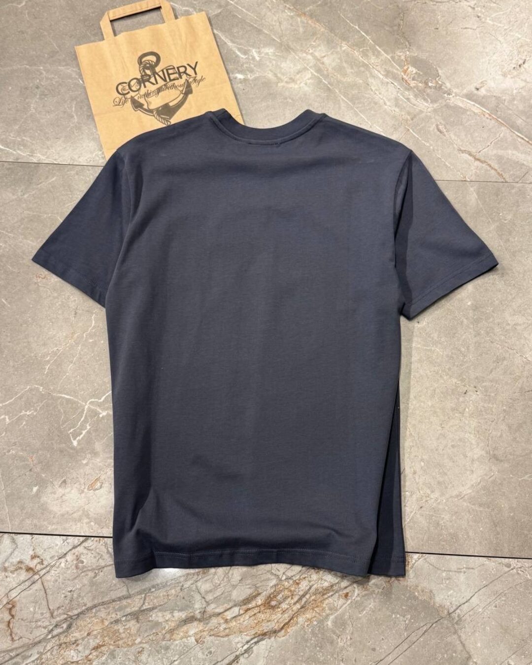 Футболка Kith