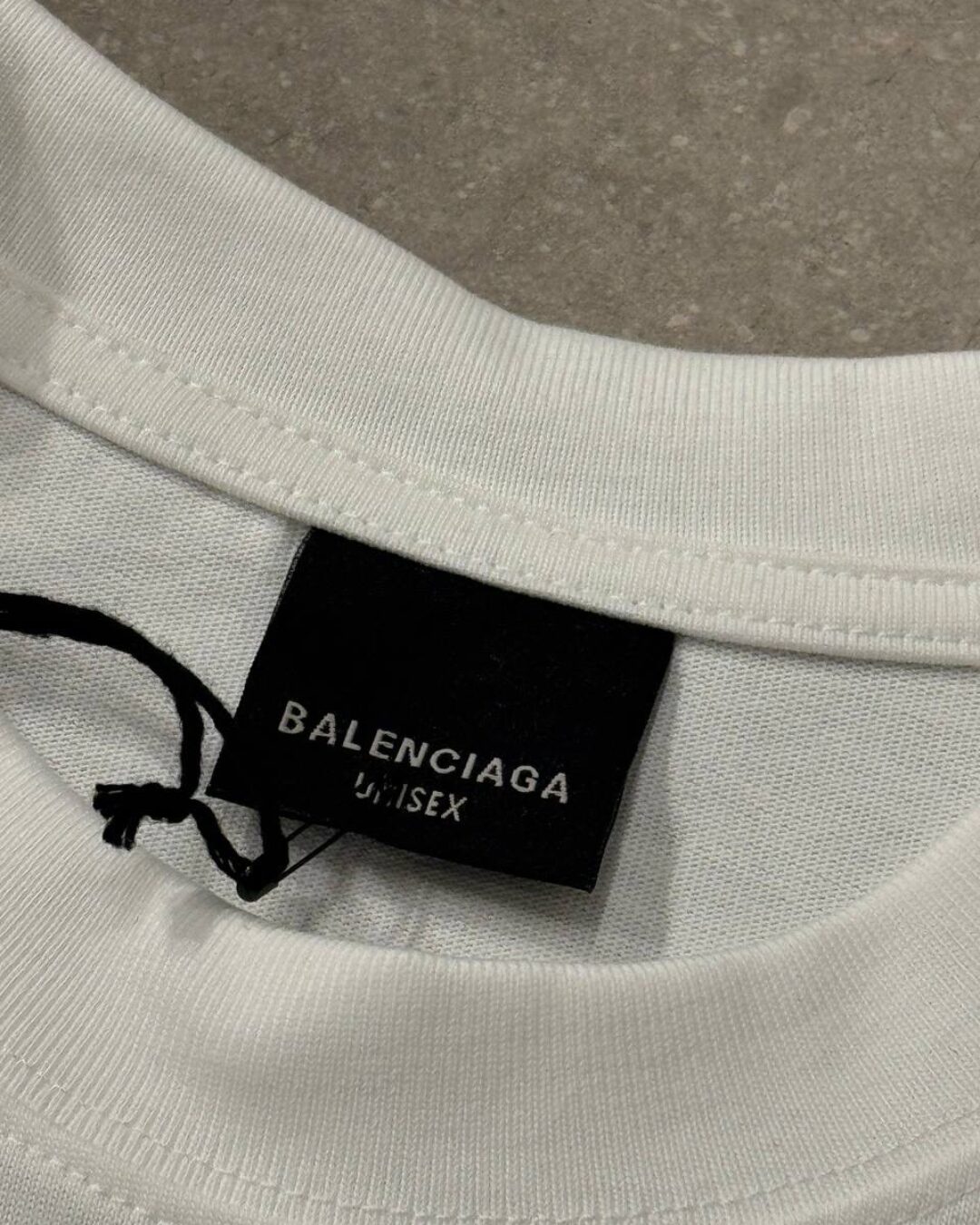 Футболка Balenciaga
