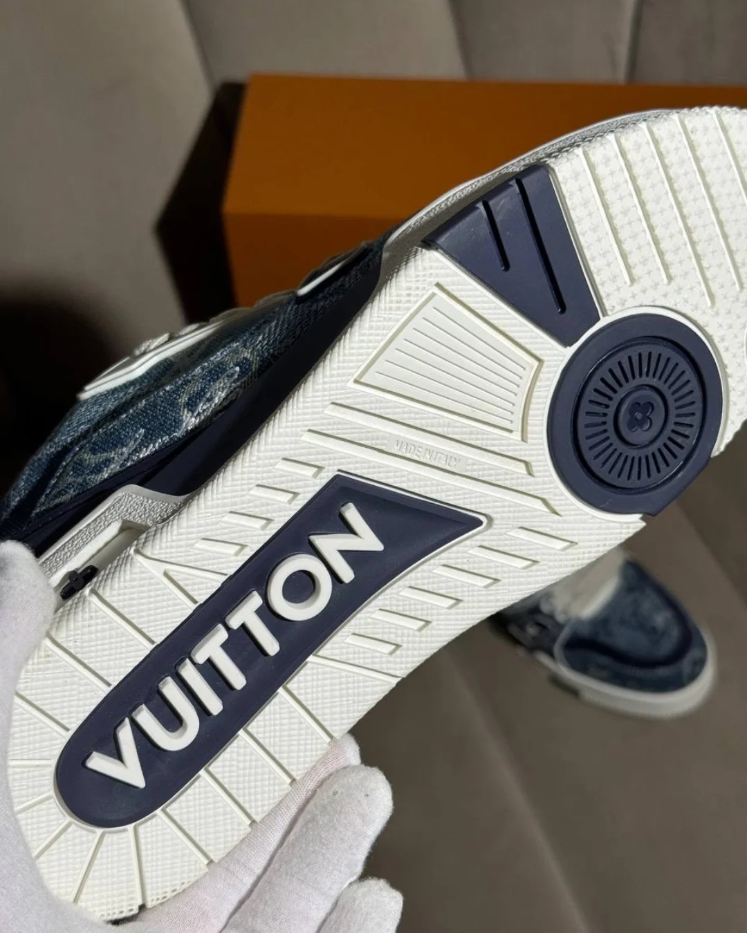 Кроссовки Louis Vuitton Trainer — фото 9