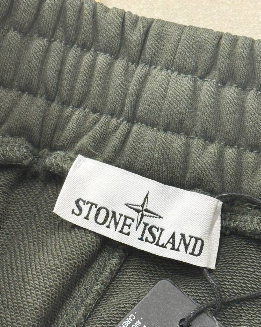 Шорты Stone Island
