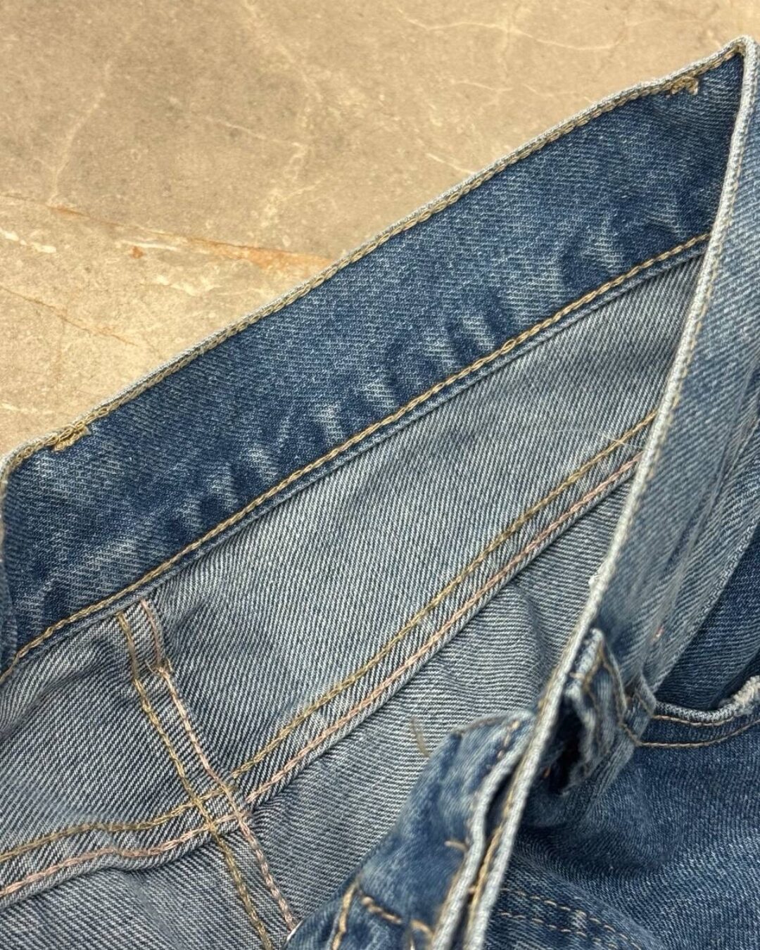 Джинсы Acne Studios