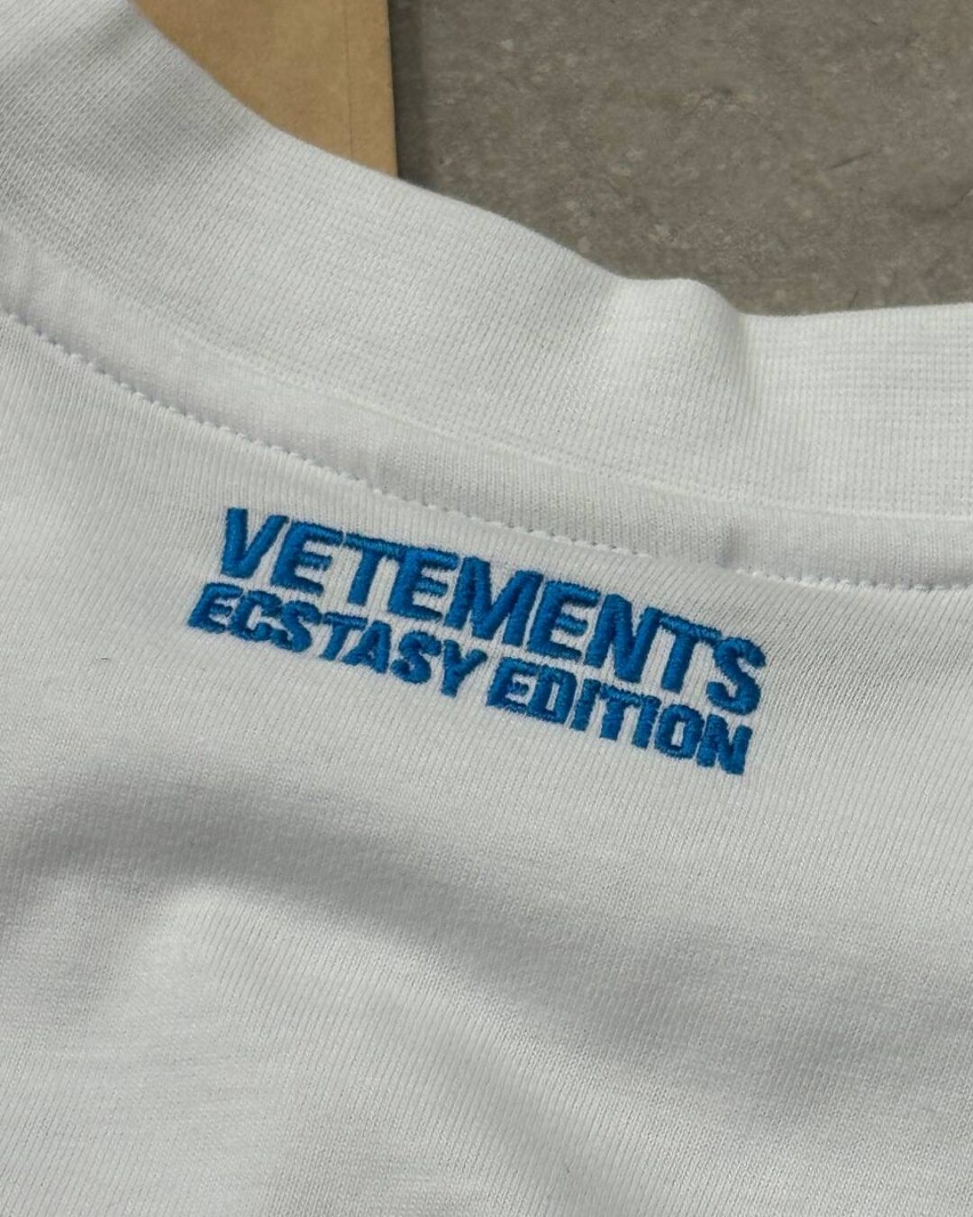 Футболка Vetements Explorer