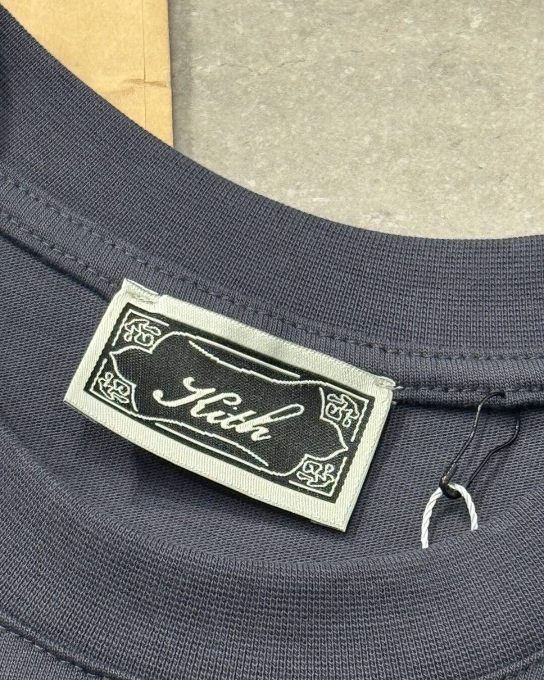 Футболка Kith