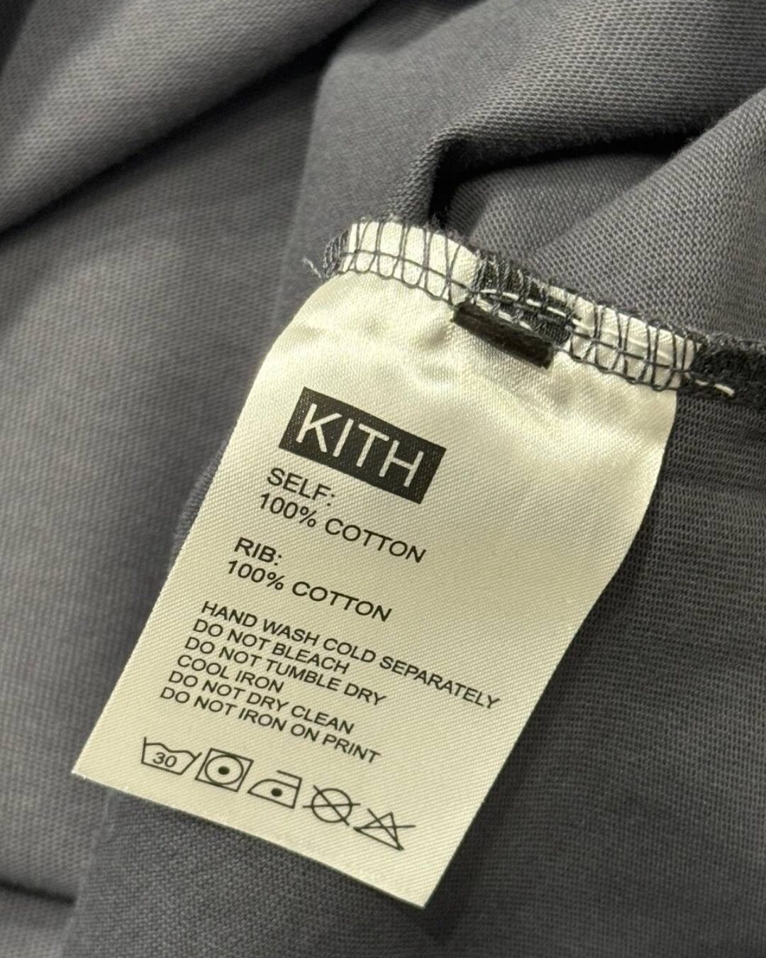 Футболка Kith