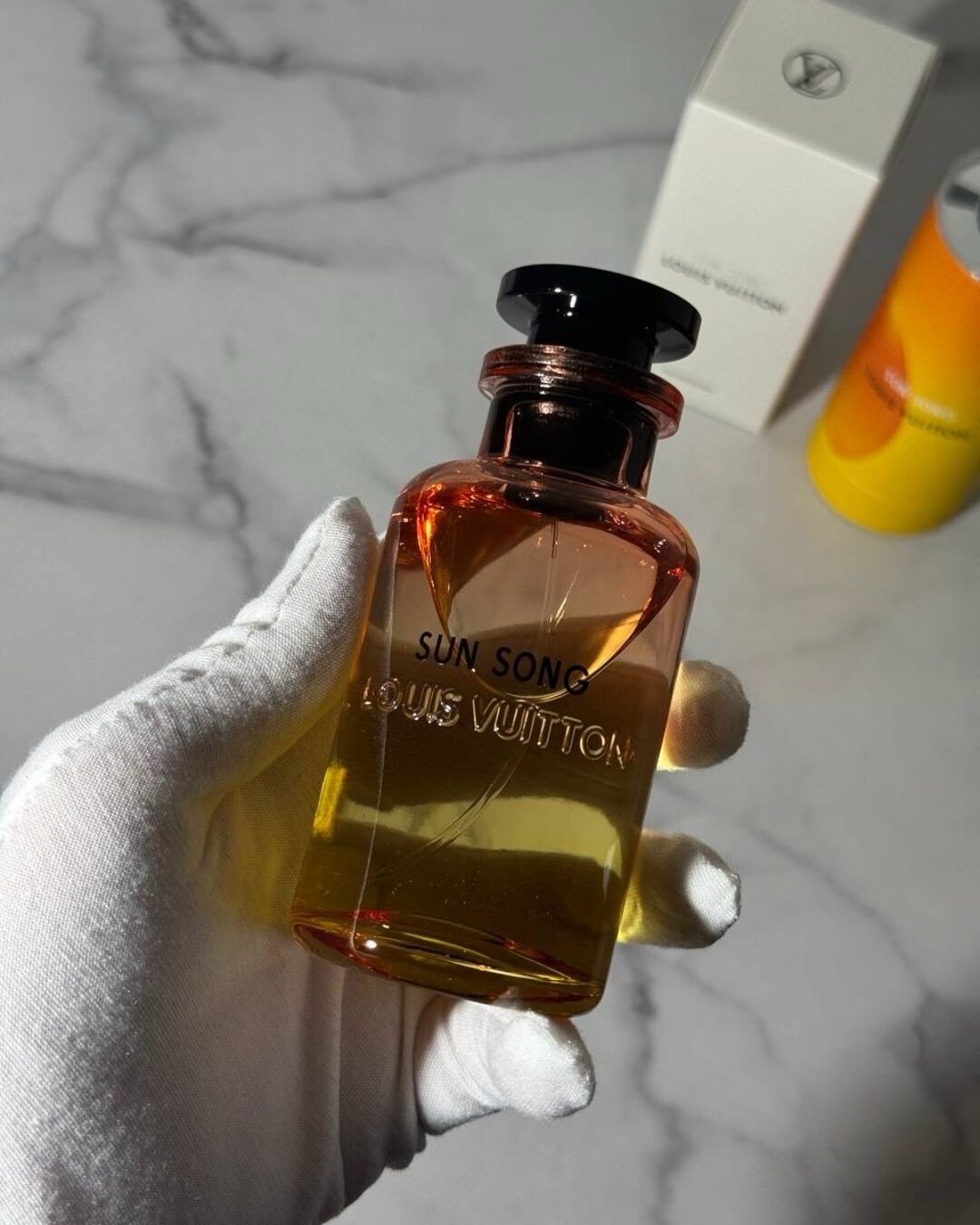 Парфюм Louis Vuitton Sun Song