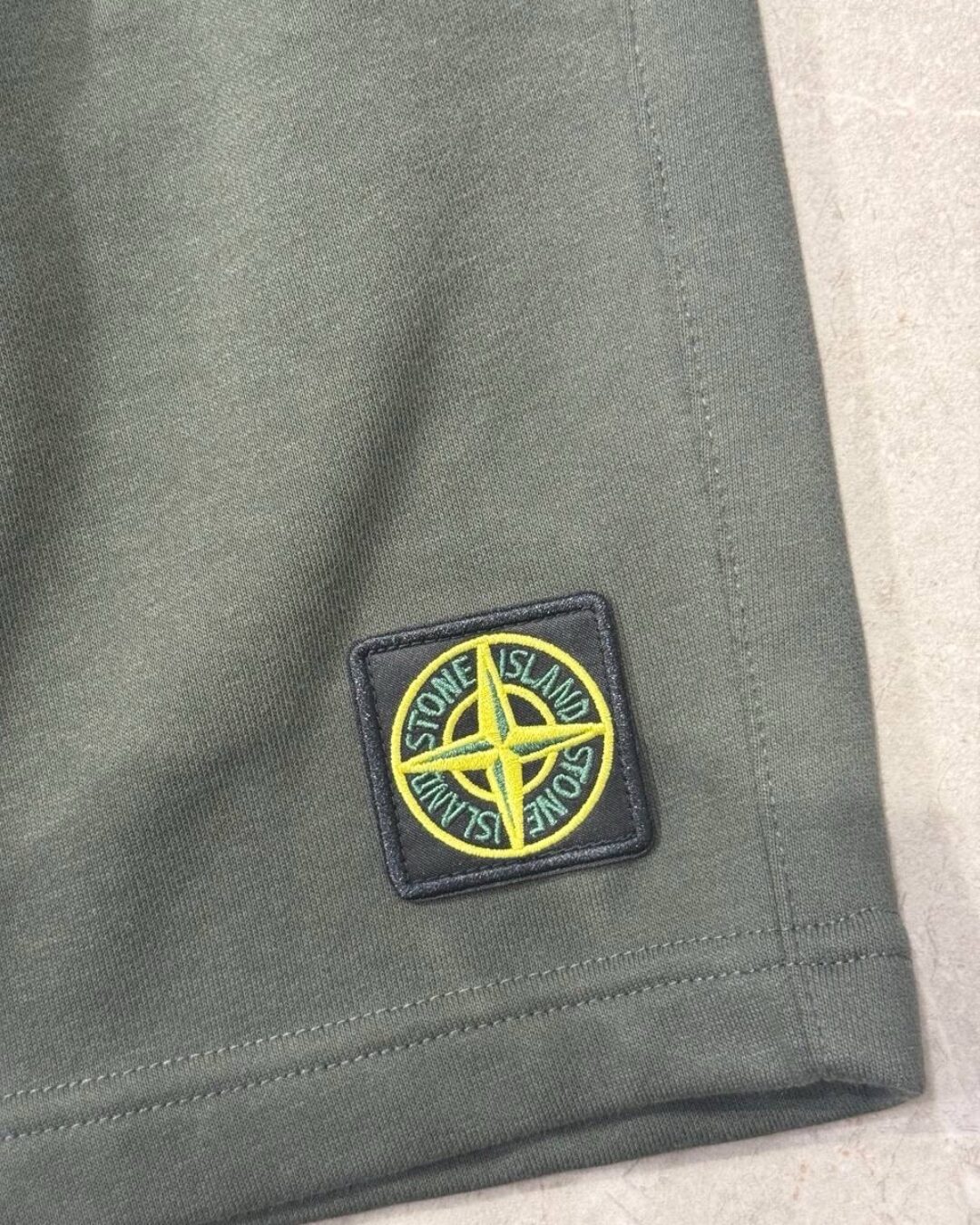 Шорты Stone Island