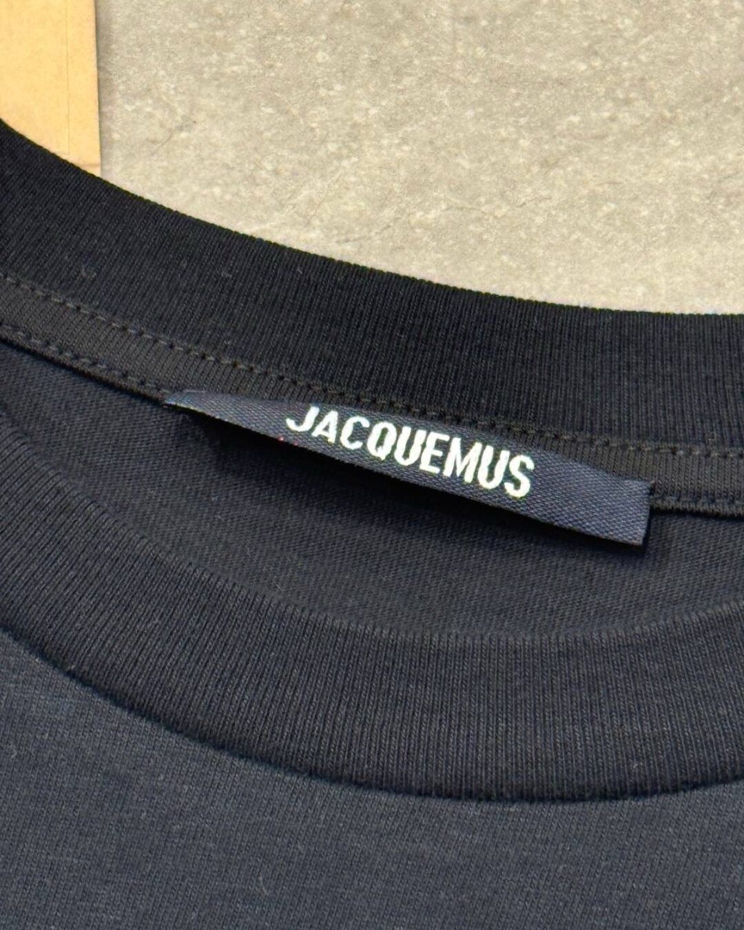 Футболка Jacquemus