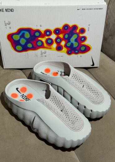 Тапки Nike Mind 001