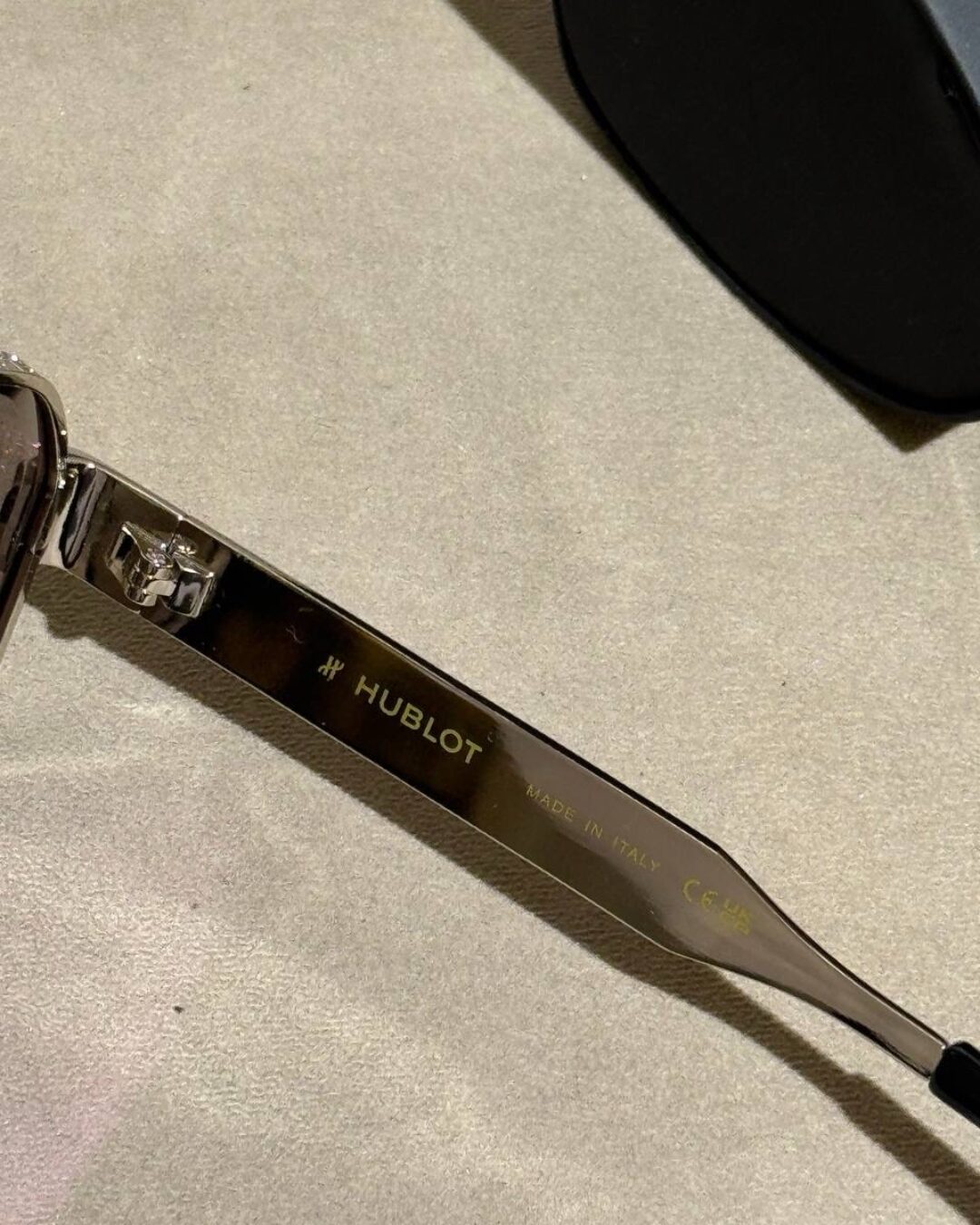 Очки Hublot