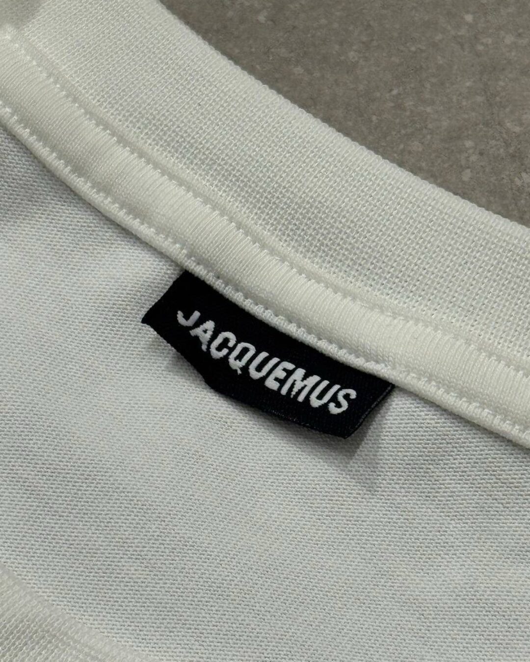 Футболка Jacquemus