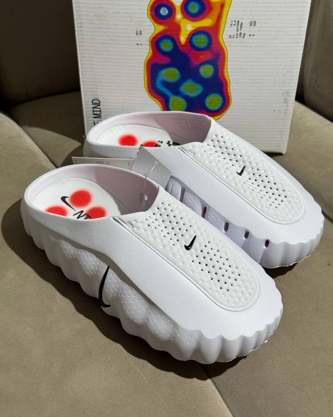 Тапки Nike Mind 001