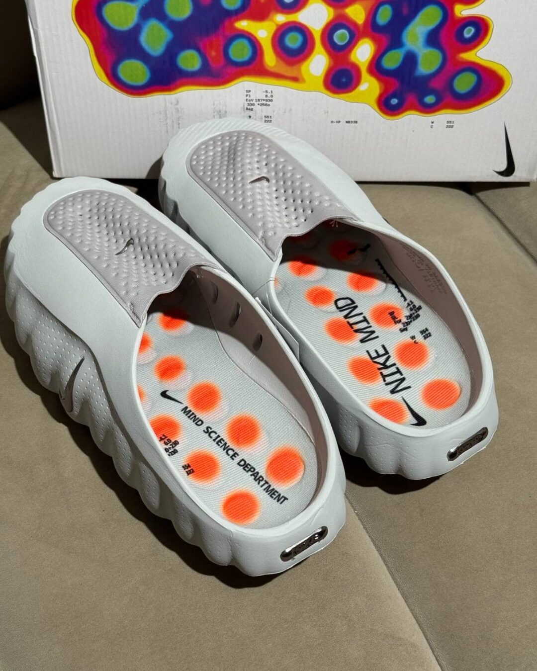 Тапки Nike Mind 001