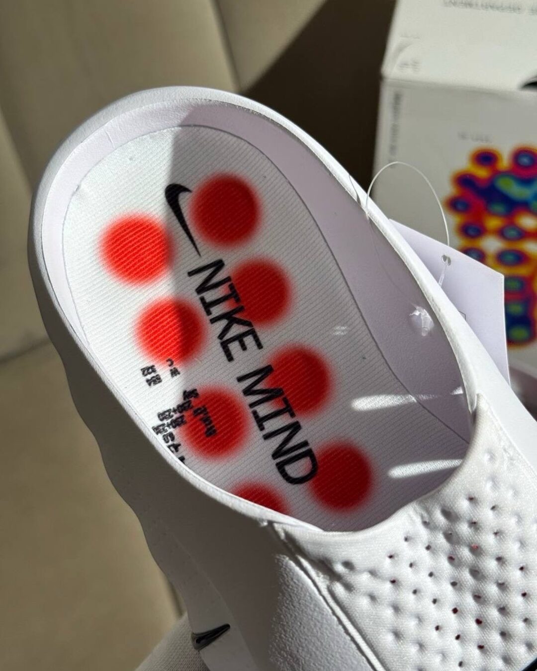 Тапки Nike Mind 001