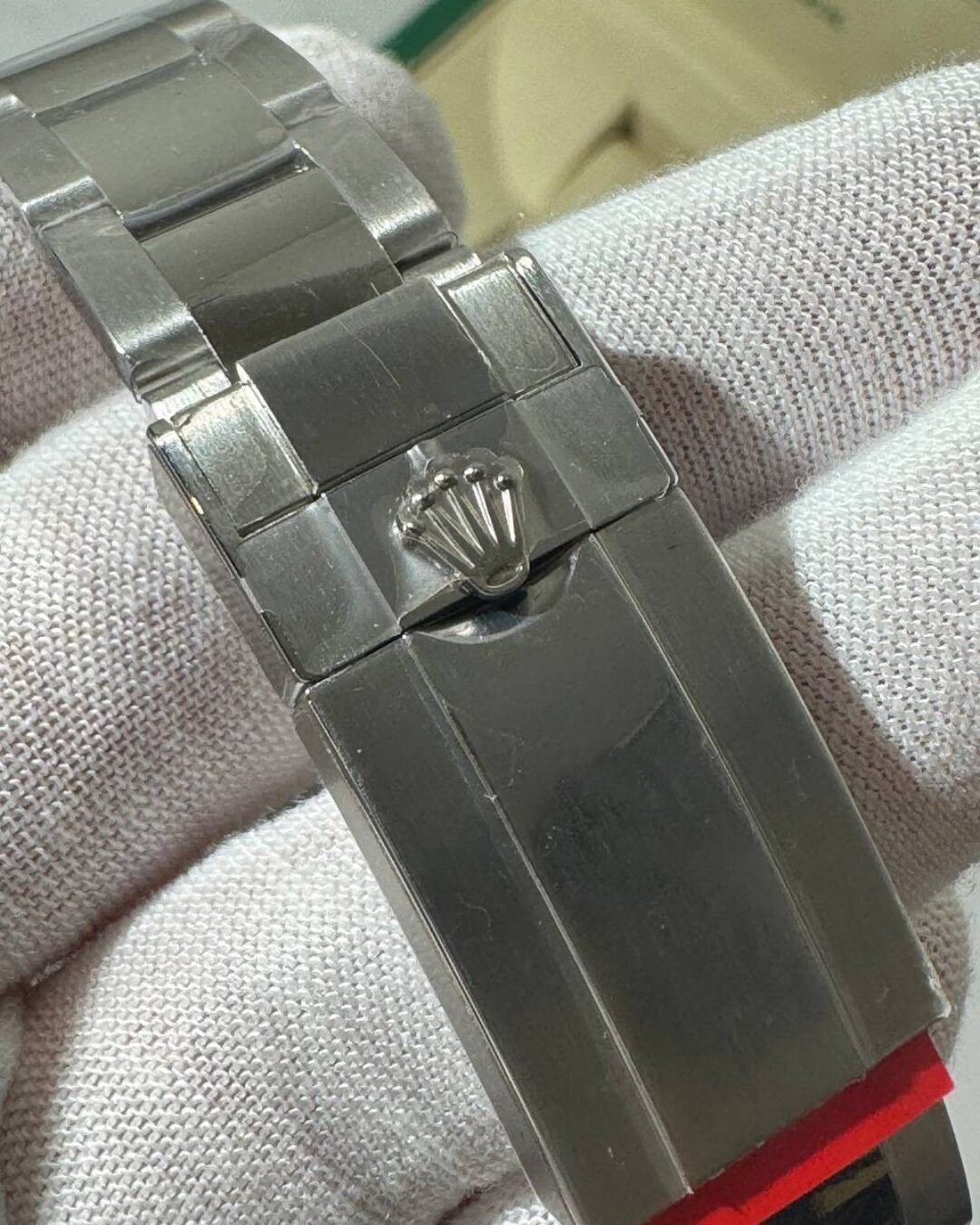 Часы Rolex Oyster Perpetual Date — фото 8