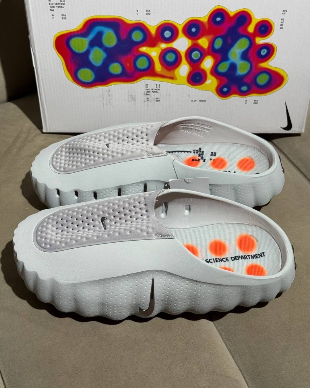 Тапки Nike Mind 001