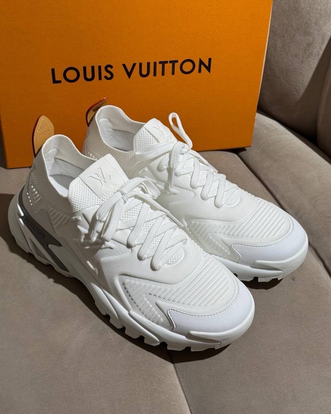 Кроссовки Louis Vuitton Runner Tatic