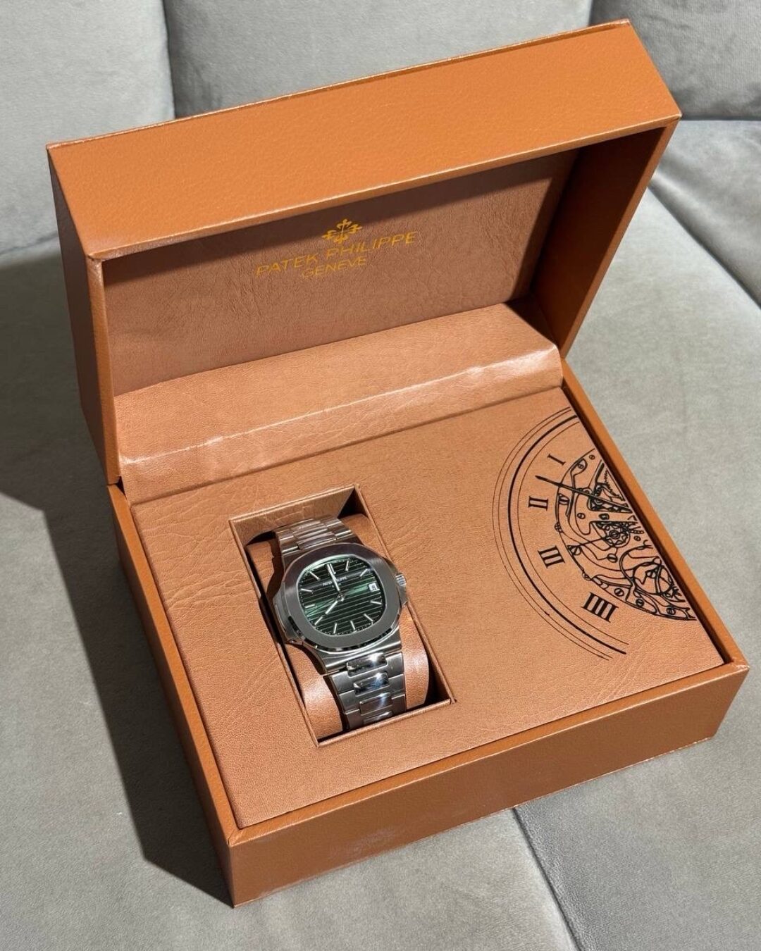 Часы Patek Philippe