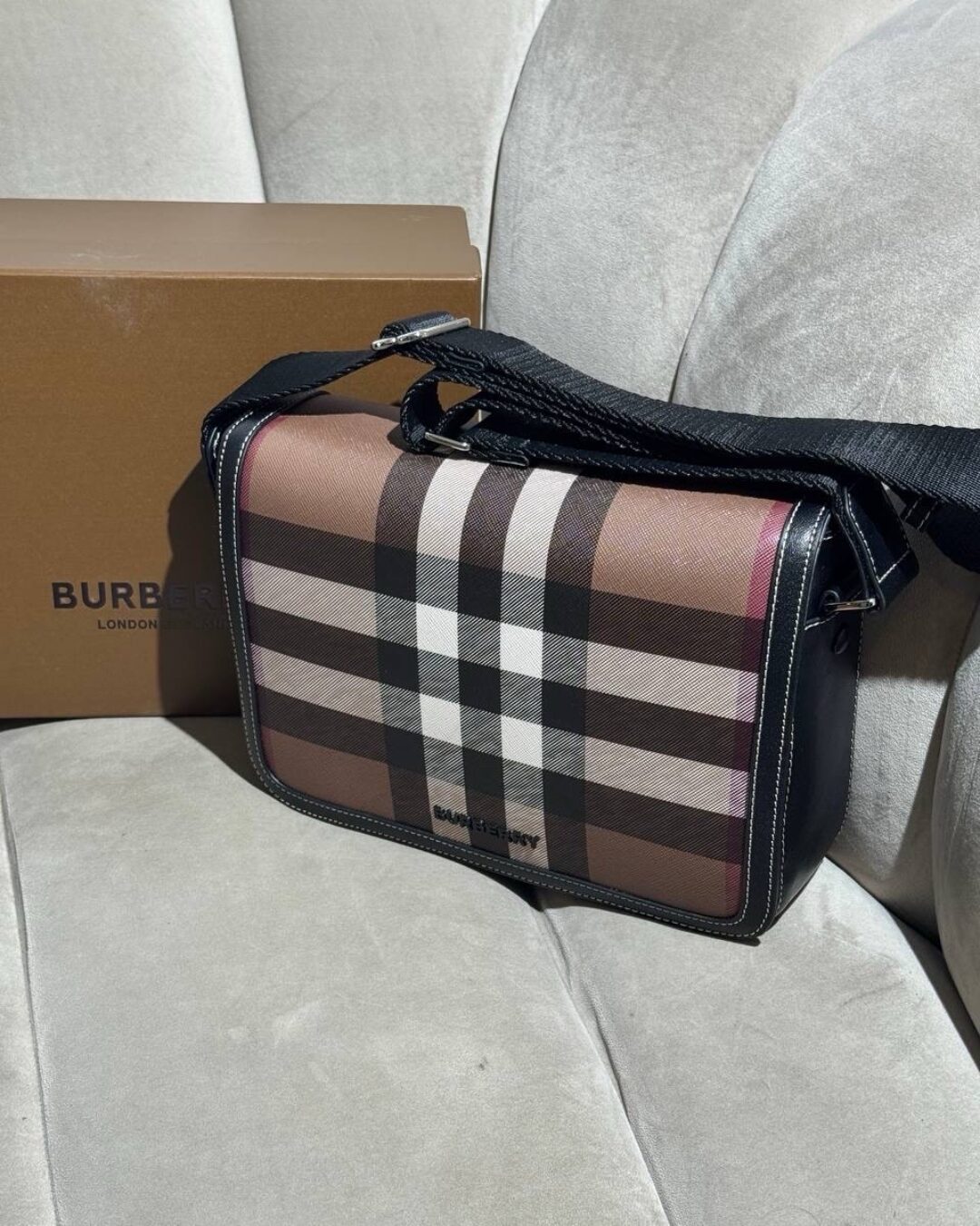 Сумка Burberry