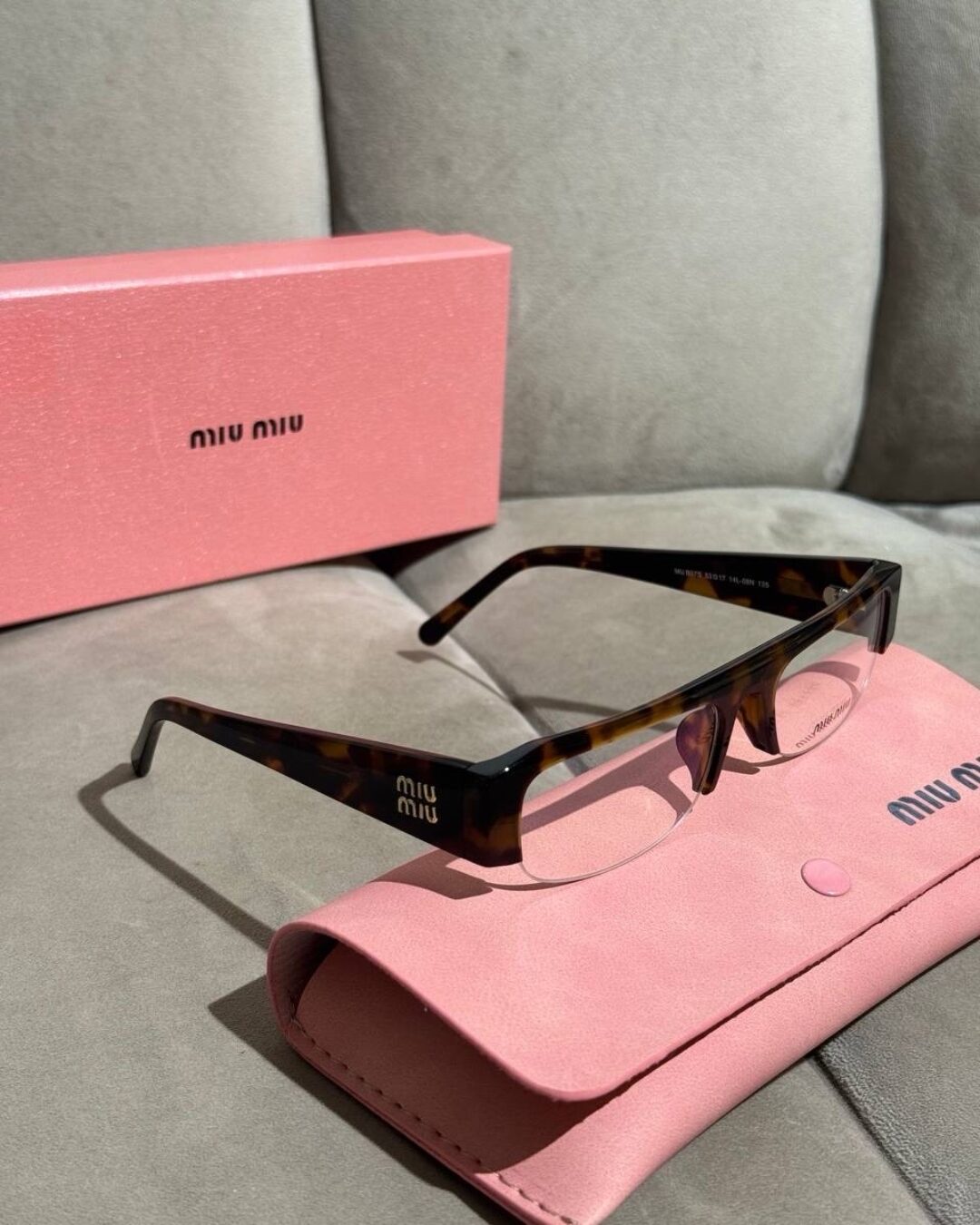 Очки Miu Miu