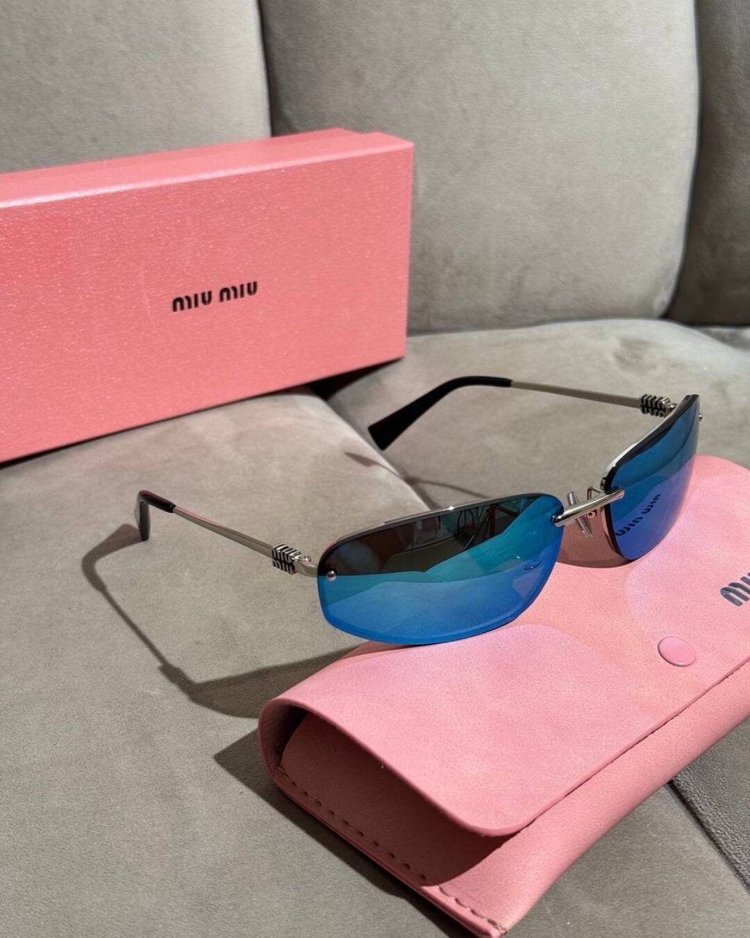 Очки Miu Miu