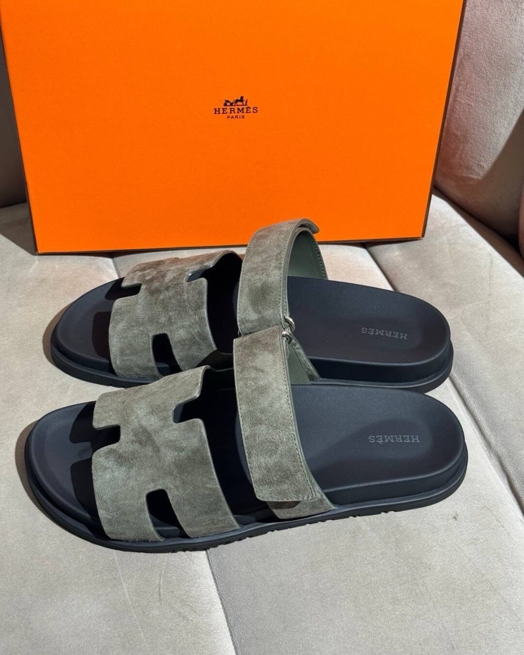 Тапки Hermes