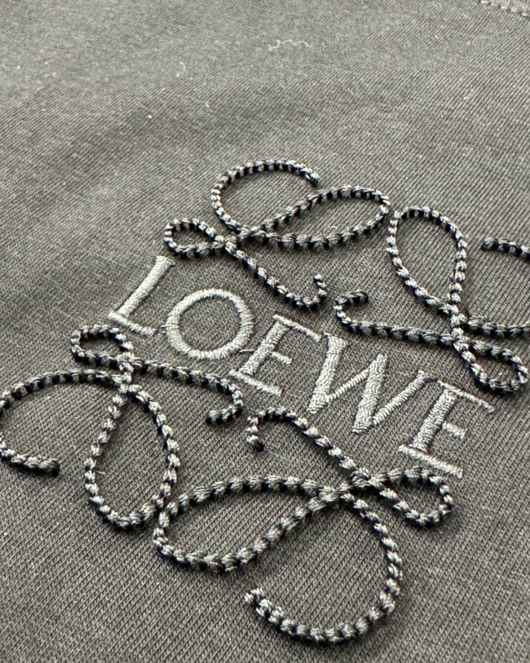 Футболка Loewe