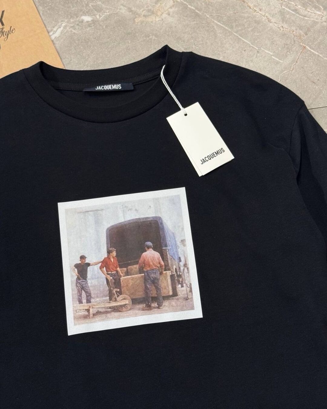 Футболка Jacquemus