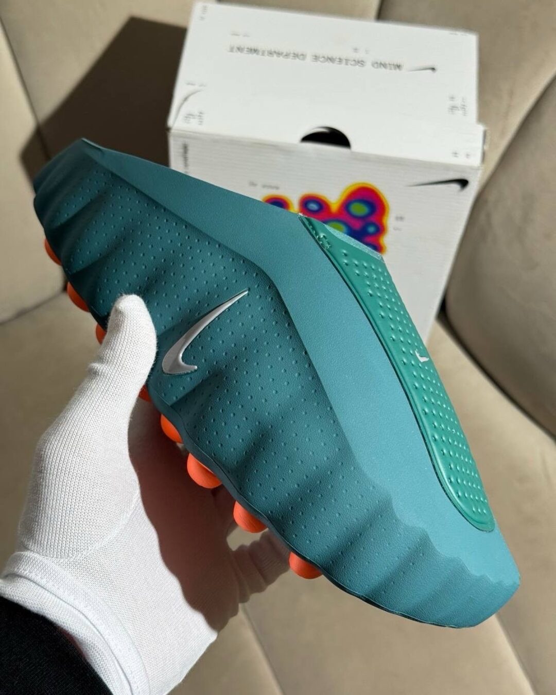 Тапки Nike Mind 001
