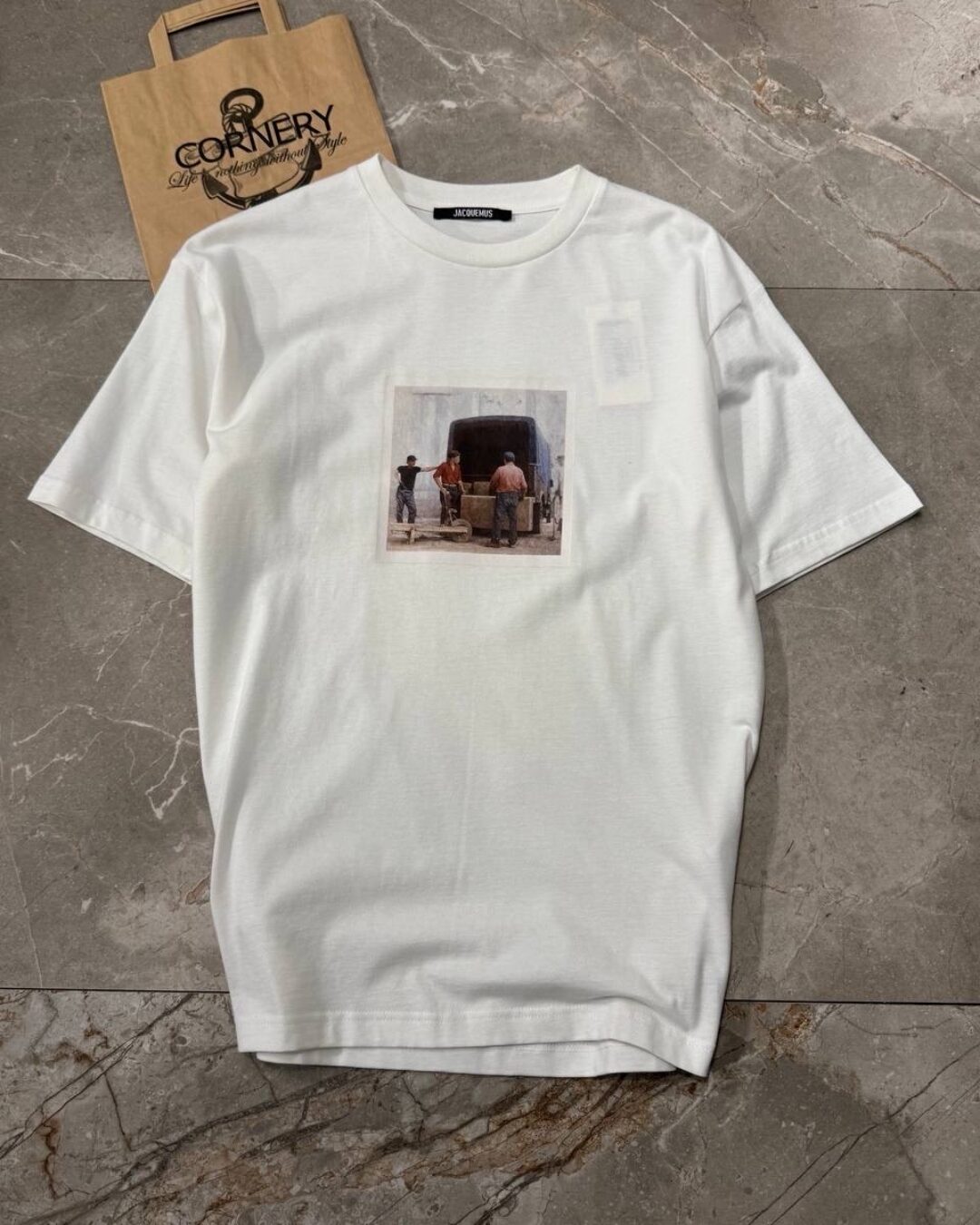 Футболка Jacquemus