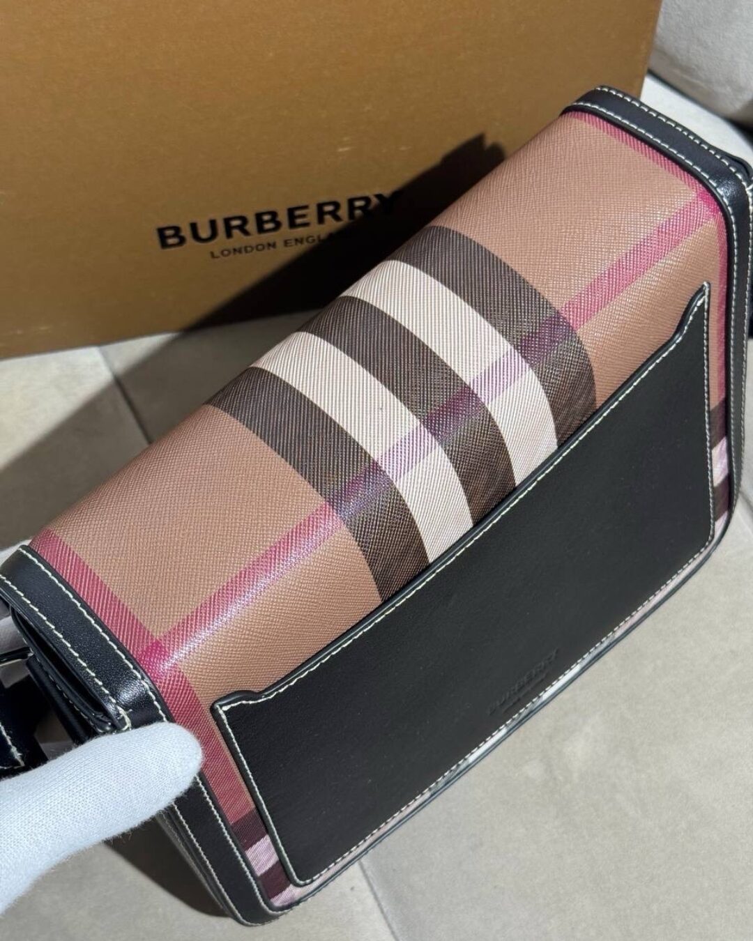 Сумка Burberry