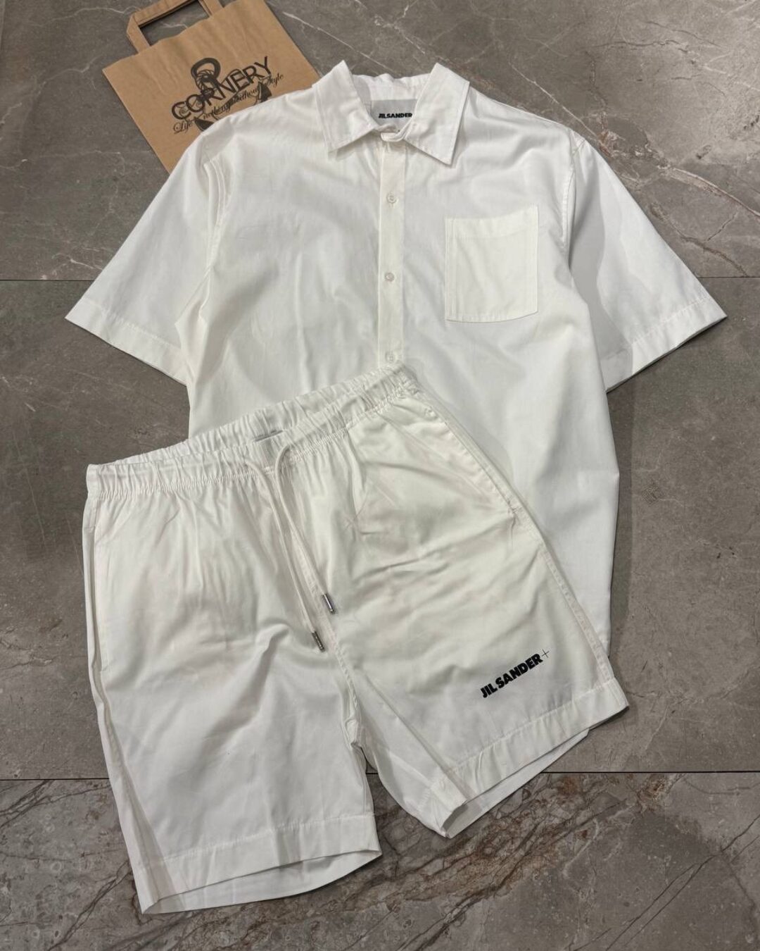 Летний костюм Jacquemus