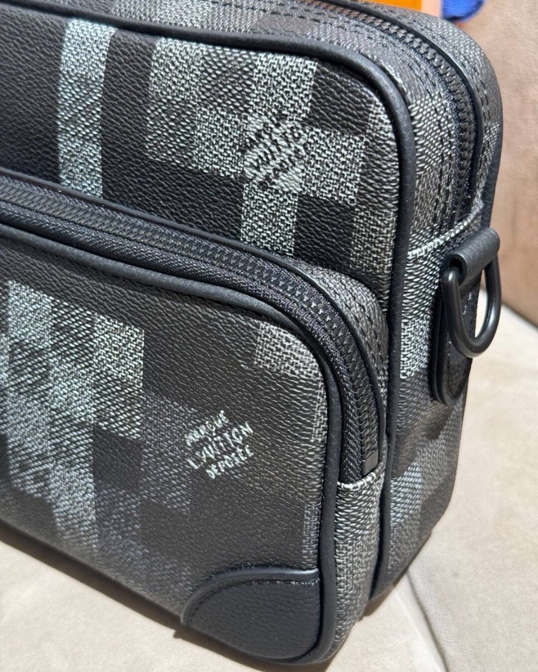 Сумка Louis Vuitton