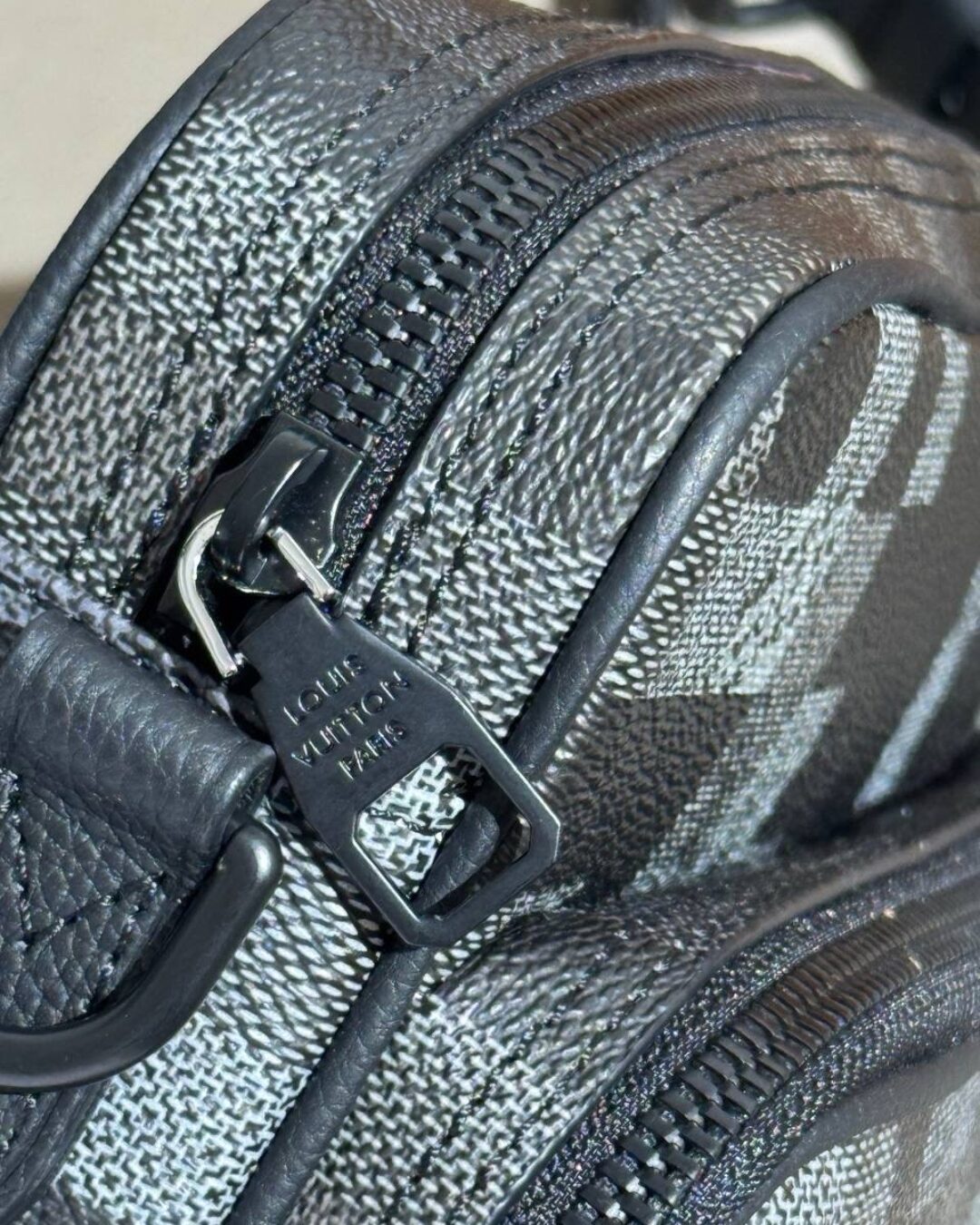 Сумка Louis Vuitton