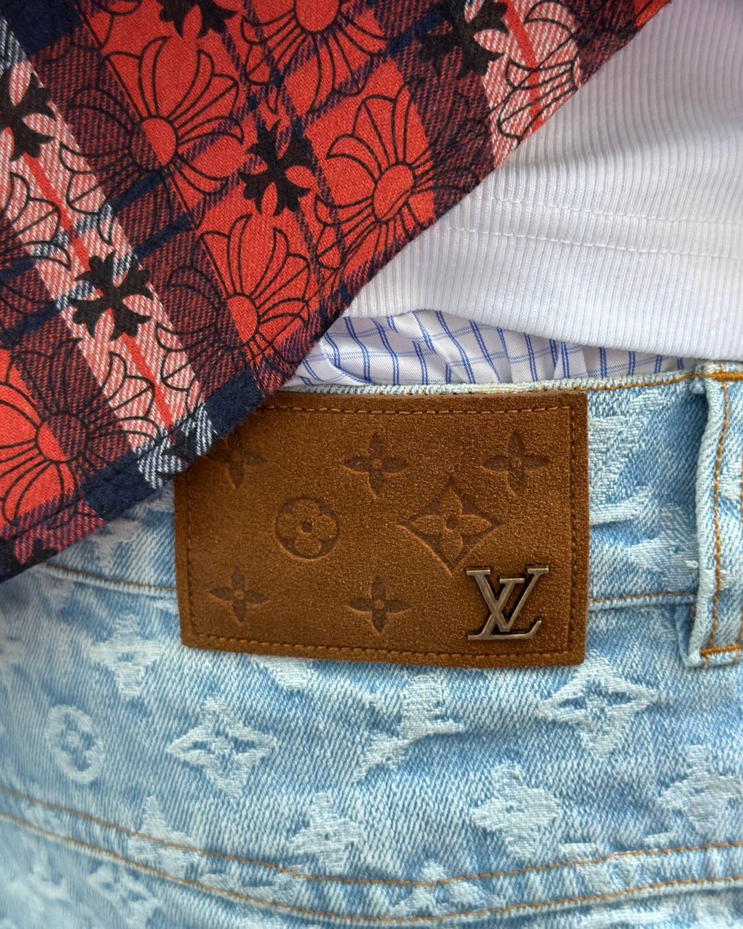 Джинсы Louis Vuitton